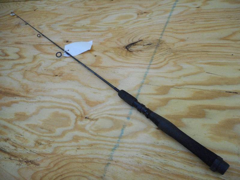 lot 192 image: Fenwick Matrix Graphite Rod ...