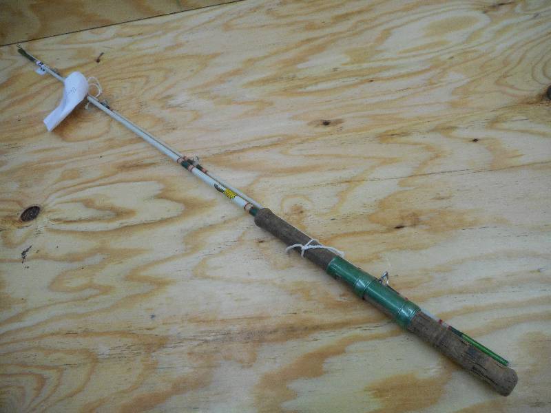 lot 208 image: Vintage Shakespeare Wonder Rod 2-Pi...