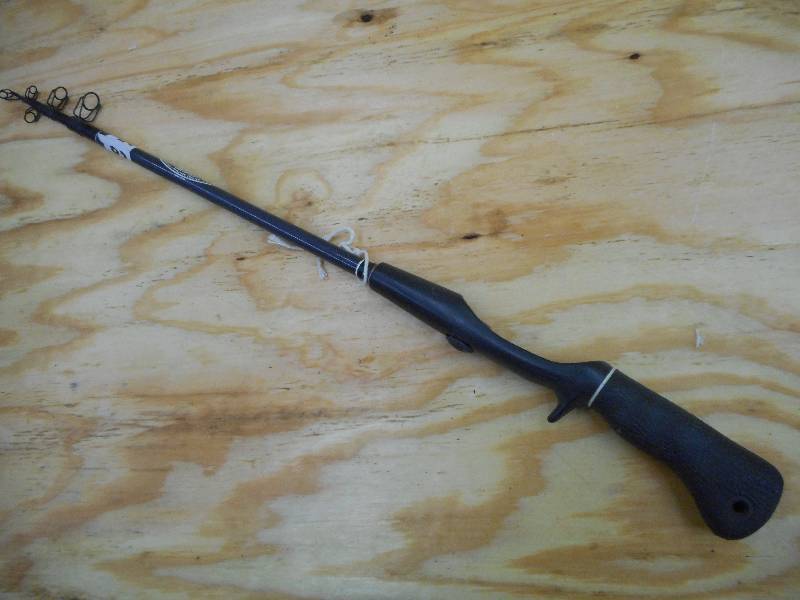 lot 226 image: Wilderness Unlimited Telescoping Ro...