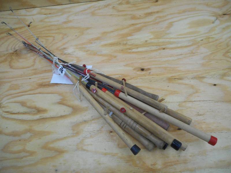 lot 241 image: Lot Of (10) Vintage Ice Rods ...