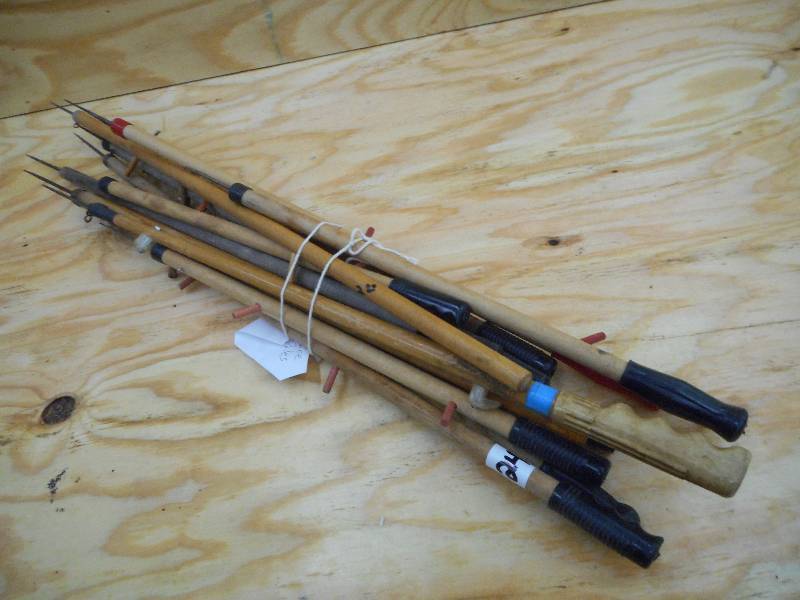 lot 243 image: Lot Of (13) Vintage Ice Rods ...