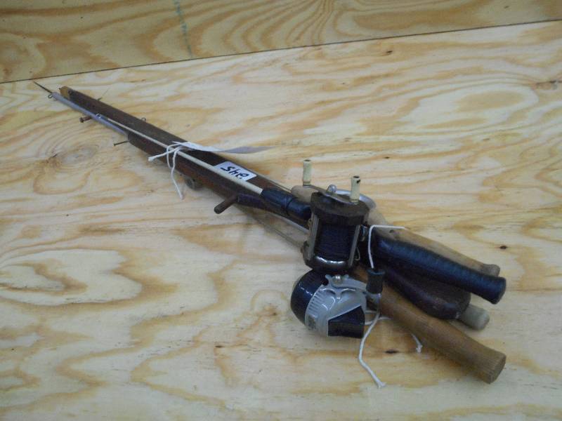 lot 245 image: Lot Of (5) Vintage Ice Rods ...