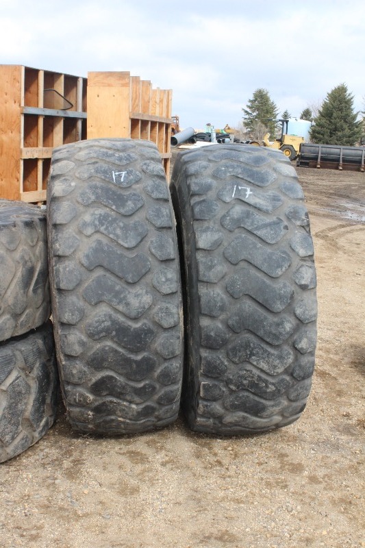 Michelin XHA 23.5R25 Pair of 2 Tires