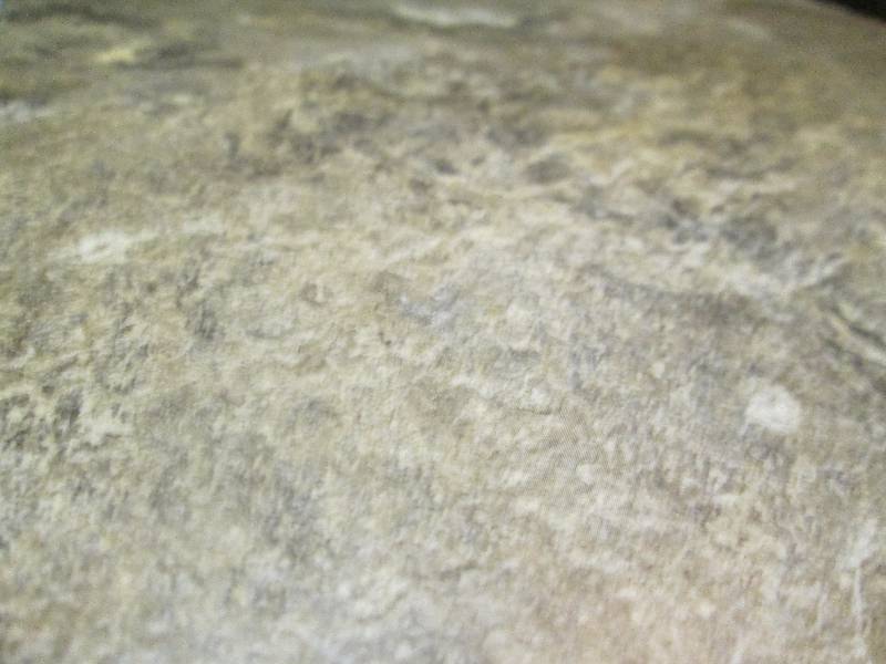Approx 30  SqFt Resilient Tile Floo...