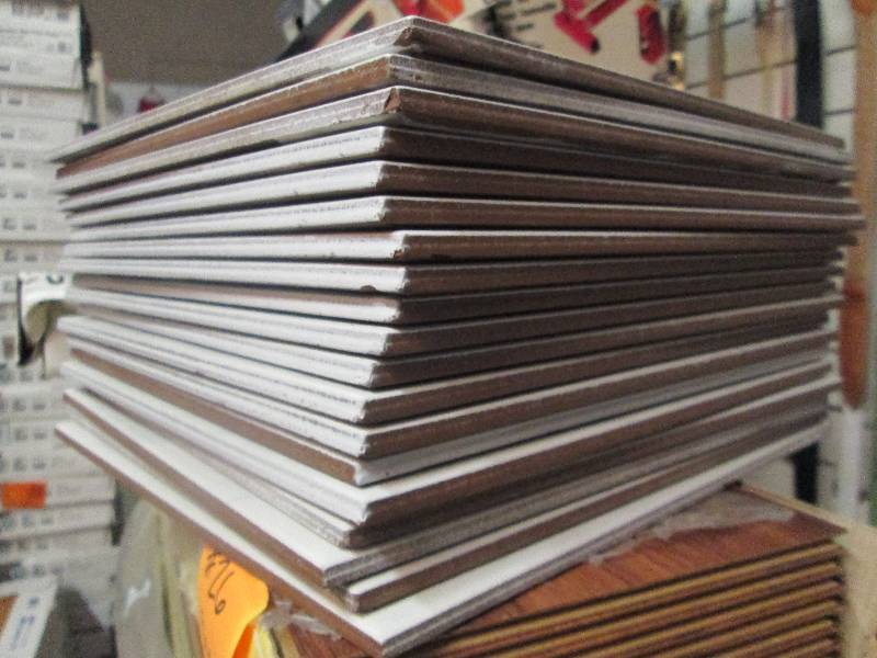 Approx 19 SqFt Glazed Tile - 19 Til...