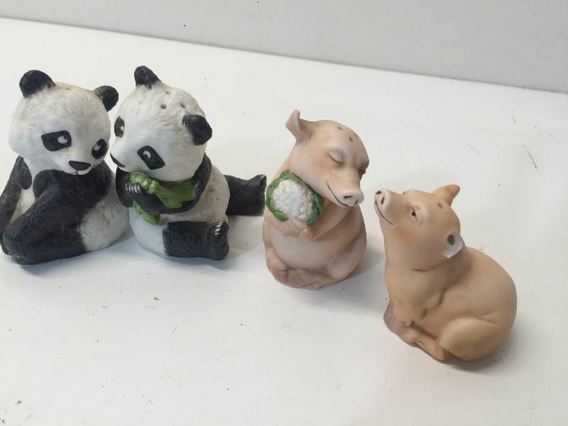 lot 28 image: Assorted Salt and Pepper Shakers