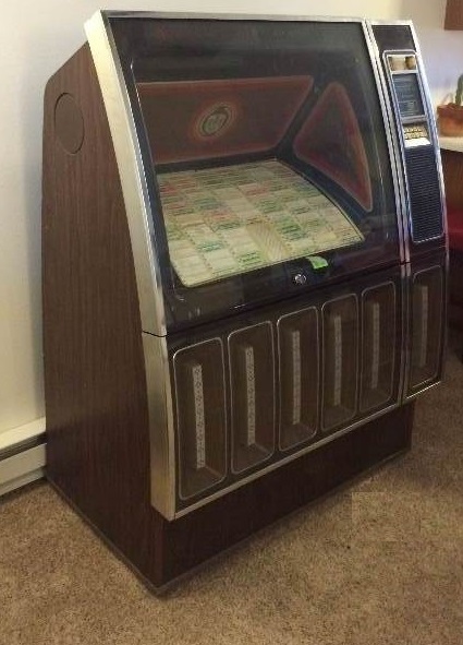 lot 40 image: Rowe Juke Box