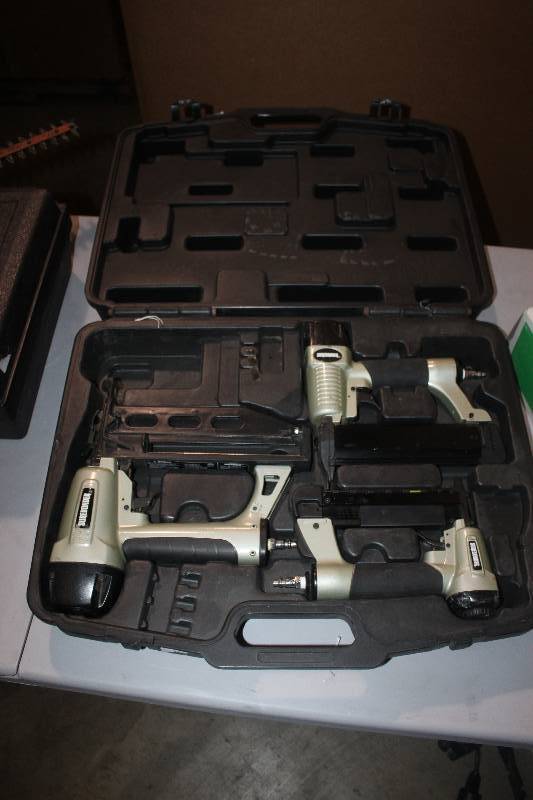 lot 25 image: Surebonder 2 Brad Nailer