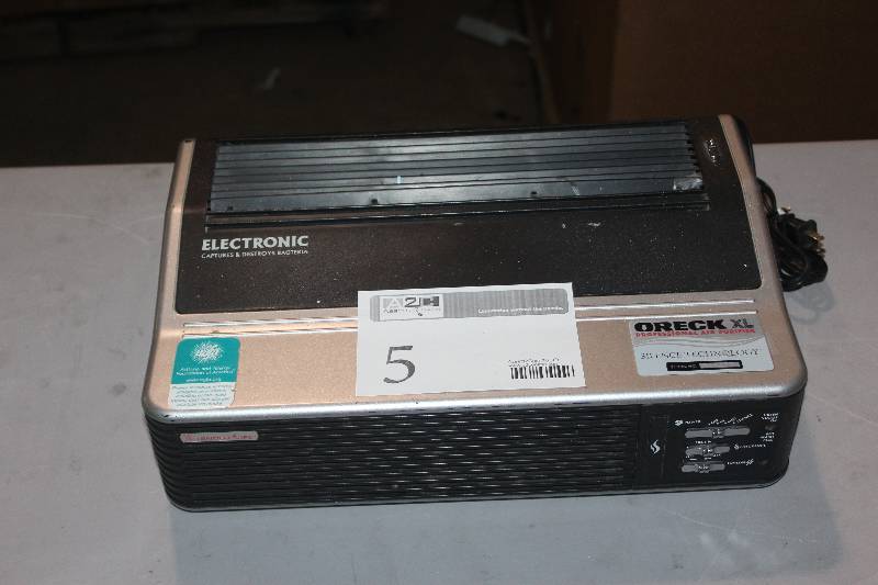 lot 5 image: Orec I XL Professional Air Purifier