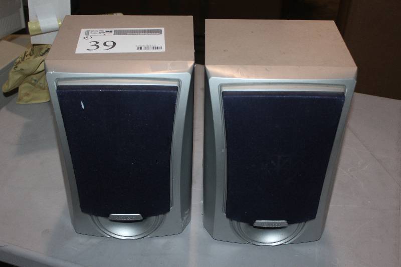 lot 39 image: Lot of (2) Kenwood Speakers