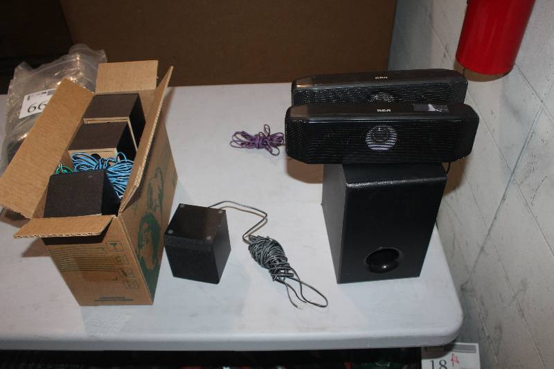 lot 44 image: RCA Surround Speaker Set
