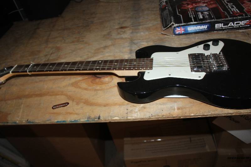 lot 90 image: First Act Electric Guitar