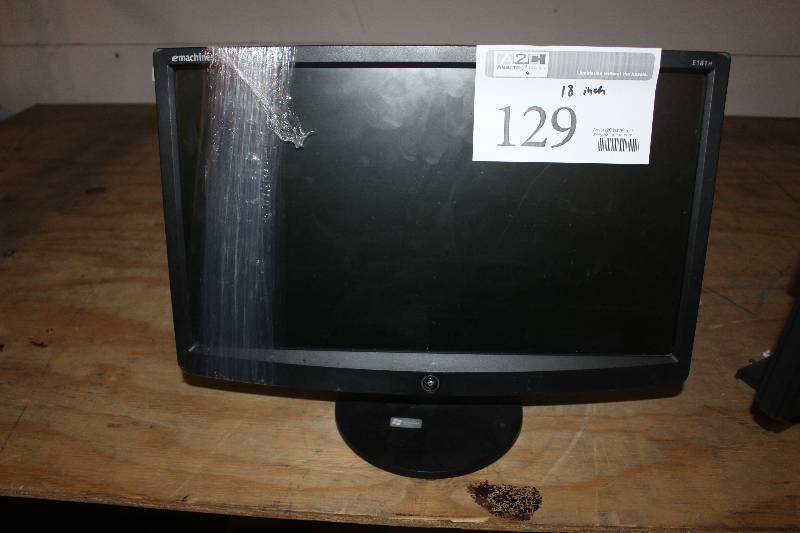 lot 129 image: eMachines 18 Monitor