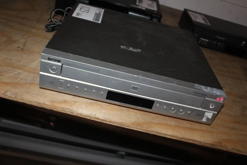 lot 123 image: Yamaha DVD Player