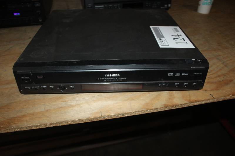 lot 124 image: Toshiba DVD Player