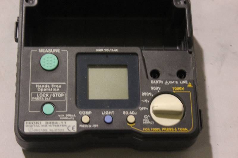 lot 160 image: Hioki Digital Mohm HiTester