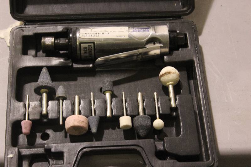 lot 159 image: Northern Tools 14 Die Grinder Set