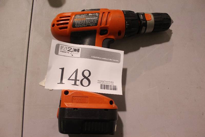 lot 148 image: Black & Decker Cordless Drill