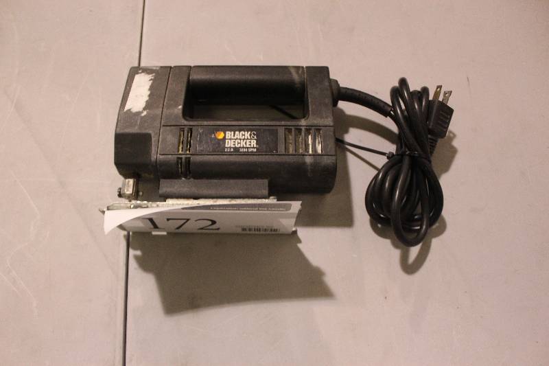 lot 172 image: Black & Decker Stapler