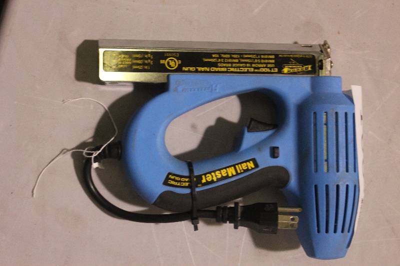 lot 168 image: Arrow Electric Brad Nail Gun