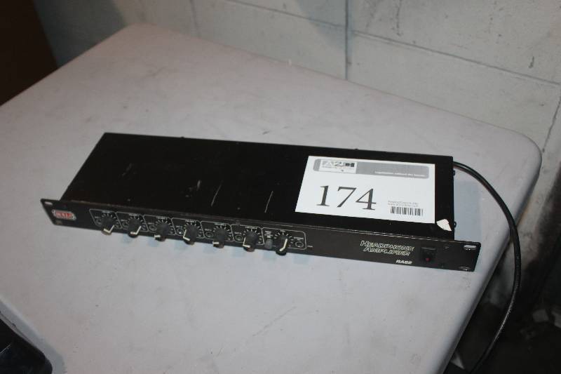 lot 174 image: Rolls Headphone Amp