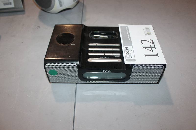 lot 142 image: iHome Docking System