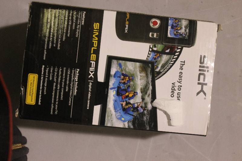 lot 178 image: SimpleFlix Digital Video Camera