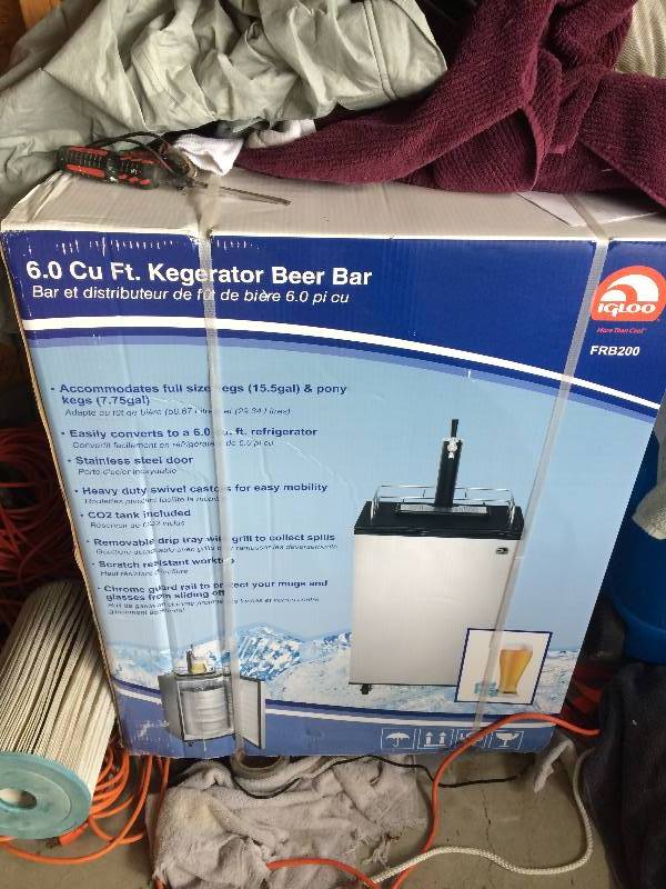 Igloo 6.0Cu Ft. Kegerator New in Box