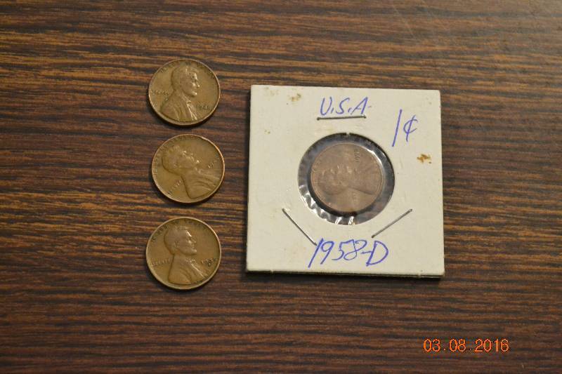 lot 32 image: 4  collector pennies