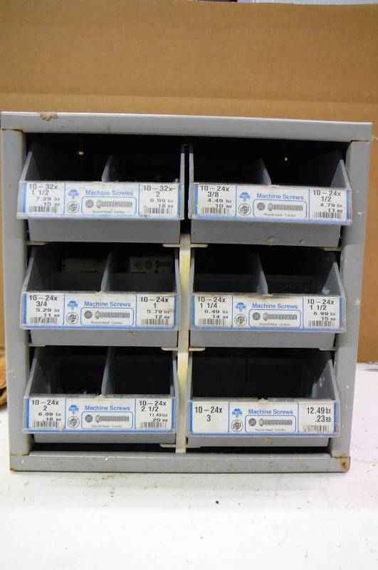 Machine screws