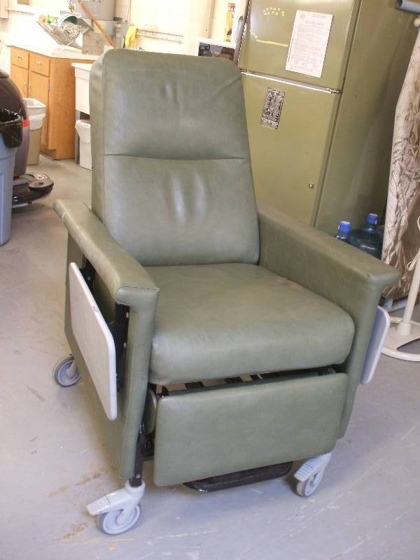 Reclining Medical Chair