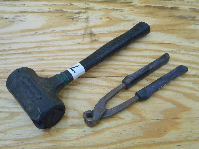 lot 7 image: (1) Dead Blow Hammer & (1) Kobalt E...
