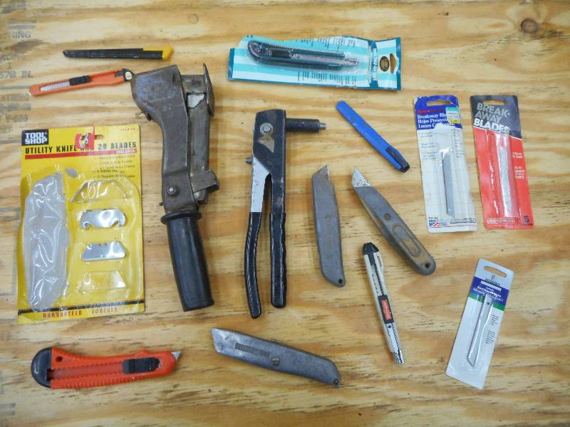 lot 28 image: Lot Of Assorted Rivoter, Stapler, ...