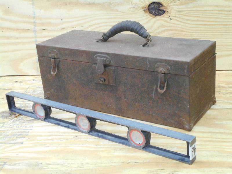 lot 46 image: (1) Steel Toolbox & (1) 2ft Level ...