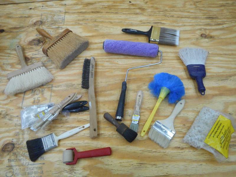lot 55 image: Box Of Assorted Painting Supplies...