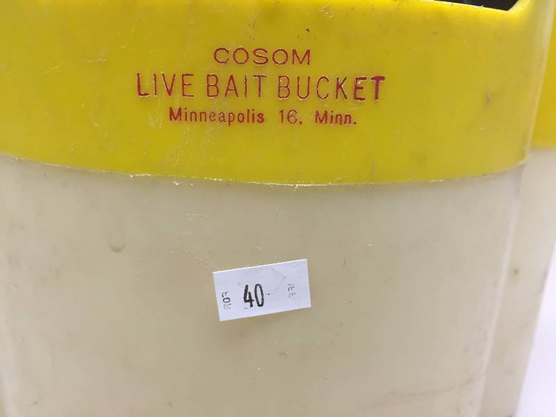 lot 40 image: COSOM LIVE BAIT BUCKET