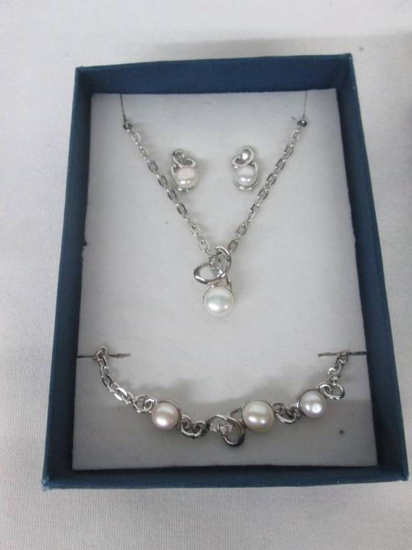 Pearl & CZ Accent Jewelry Set
