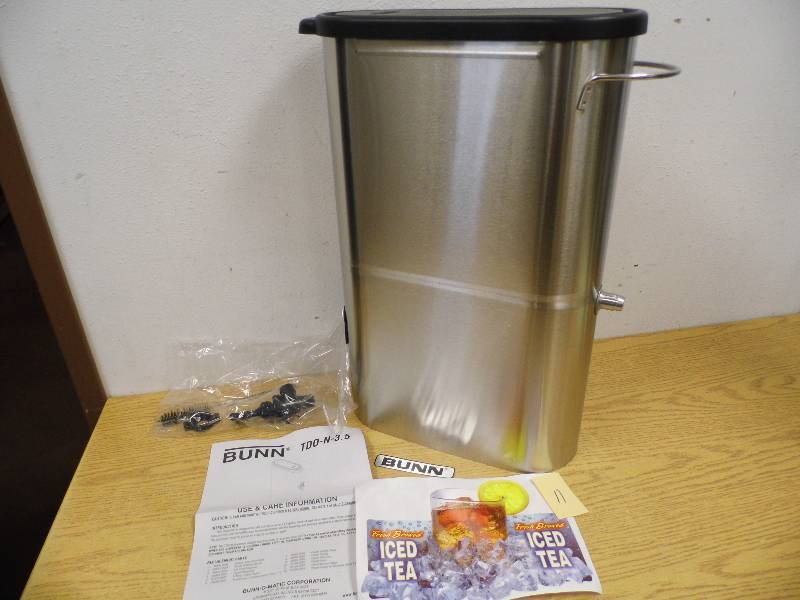 lot 11 image: New Bunn Beverage Dispenser