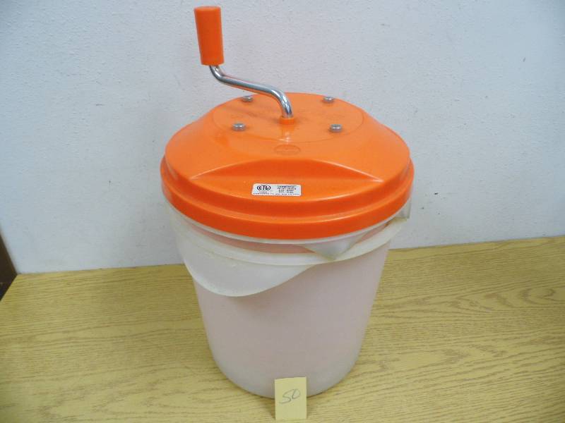 lot 50 image: Commercial Salad Dryer