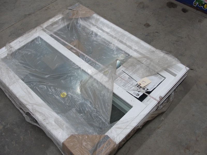 NEW Jeldwin Window