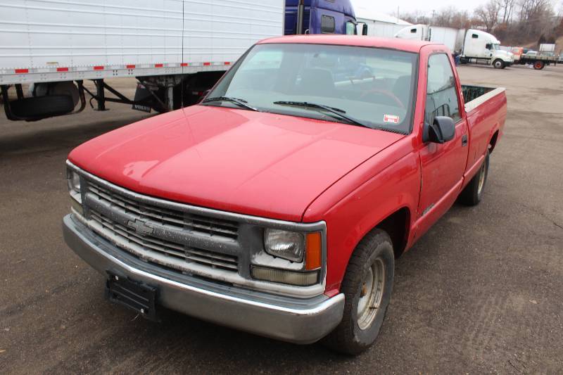 1998 Chevrolet C1500 Pick Up Truck