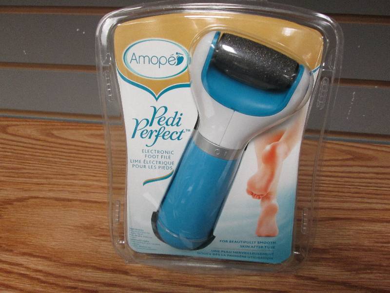 lot 54 image: Amope Pedi Perfect electronic foot...