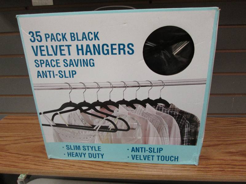 lot 76 image: 35 pack Velvet Hangers Retail  $24....