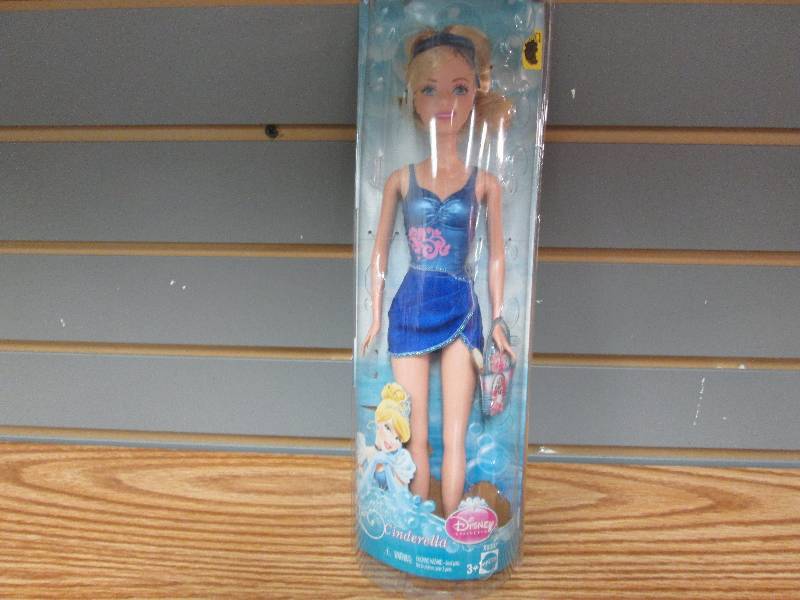 lot 128 image: Disney Cinderella doll ...