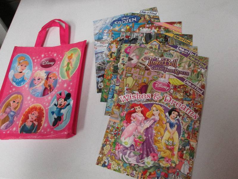 lot 134 image: Set of 6 Disney Look & find books w...