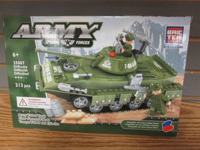 lot 150 image: Bric Tek Army Special Forces 213 pc...