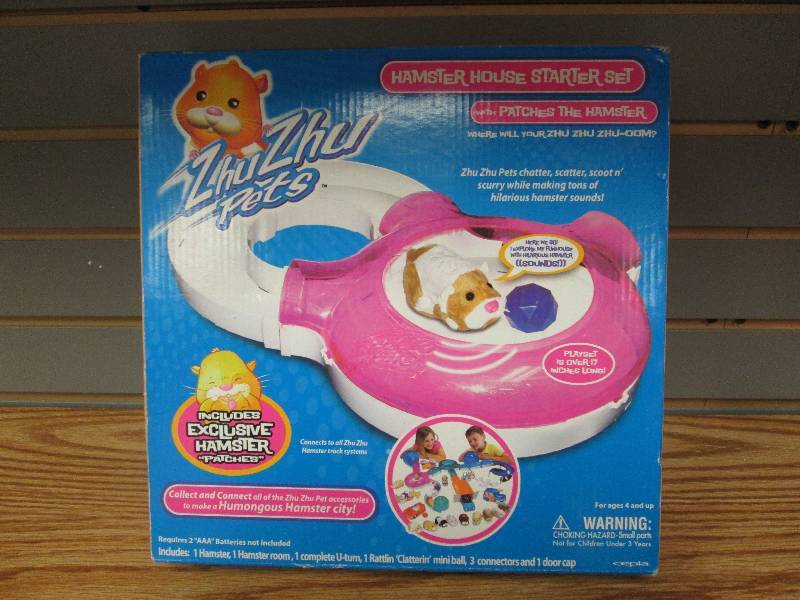 lot 151 image: Zhu Zhu Pets Hamster House Starter ...