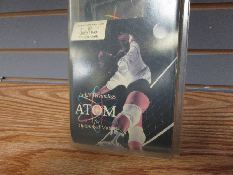 lot 163 image: Atom medium ankle brace...