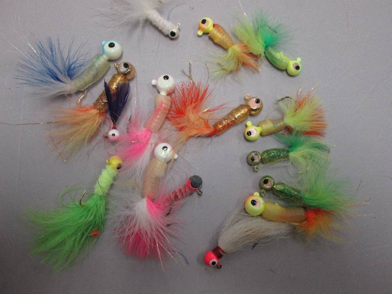 lot 212 image: Assorted lures...