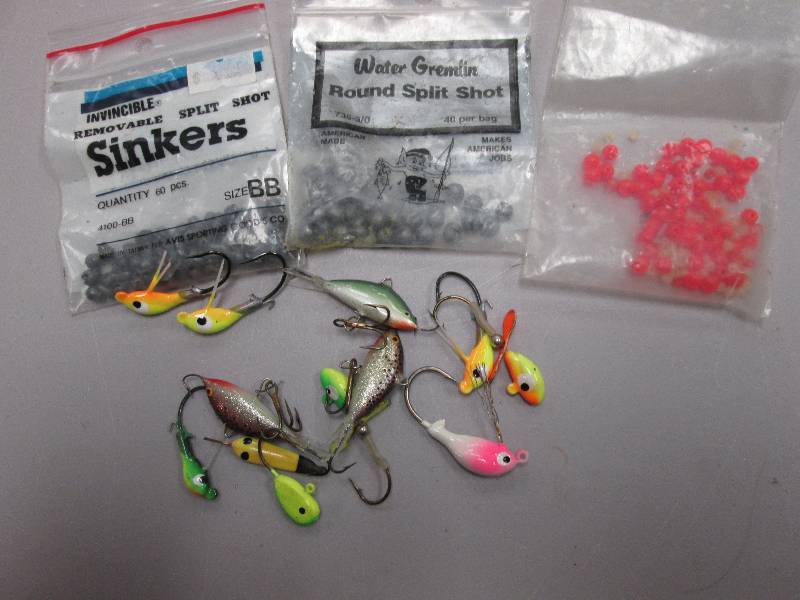 lot 214 image: Assorted lures & weights...